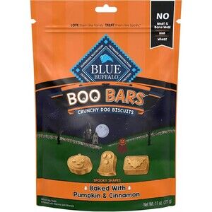Blue Buffalo Crunchy Dog Biscuits, Natural Halloween-Shaped Treats, Pumpkin
